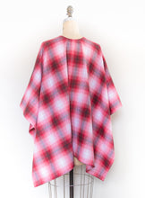 Load image into Gallery viewer, Team Spirit Flannel Kimono