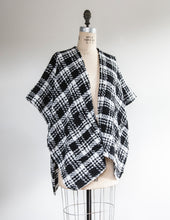 Load image into Gallery viewer, Plaid Ruana Kimono
