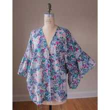 Load image into Gallery viewer, Dancing in the Light Kimono - Clothing