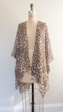 Load image into Gallery viewer, Wild Night Kimono