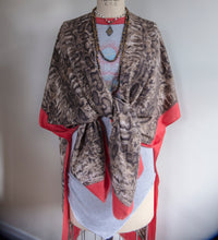 Load image into Gallery viewer, Snakeskin Kimono