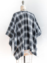 Load image into Gallery viewer, Black Night Plaid Kimono
