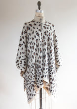 Load image into Gallery viewer, Leopard Zip Poncho
