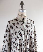 Load image into Gallery viewer, Leopard Zip Poncho
