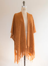 Load image into Gallery viewer, Knit Kimono with Fringes
