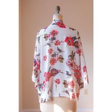 Load image into Gallery viewer, Pretty Petal Kimono - Clothing
