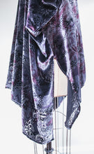 Load image into Gallery viewer, Velvet Midnight Kimono
